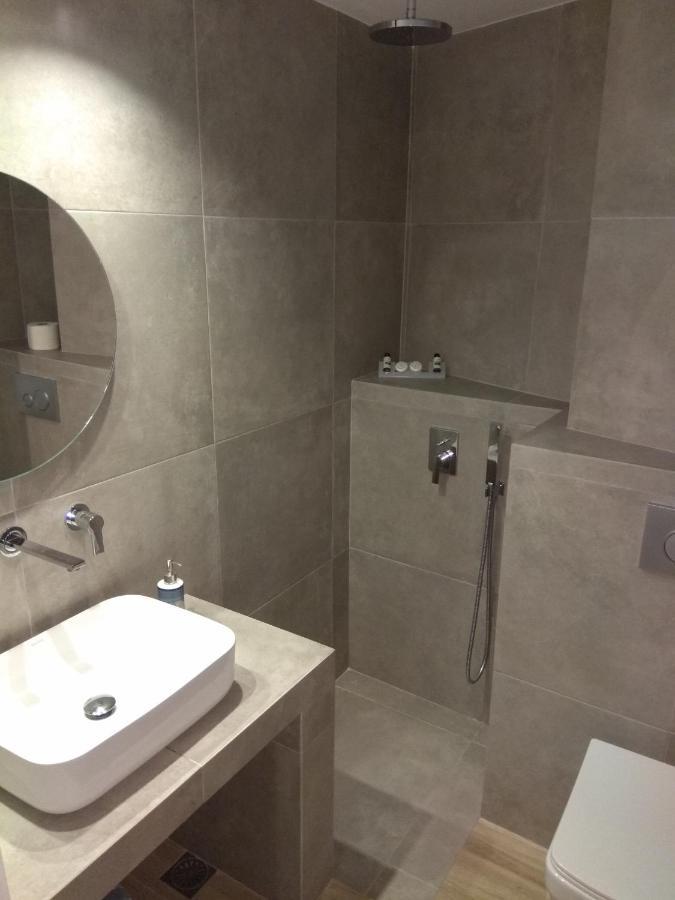 Ariadni Rooms & Apartments Ermoupoli Exterior photo