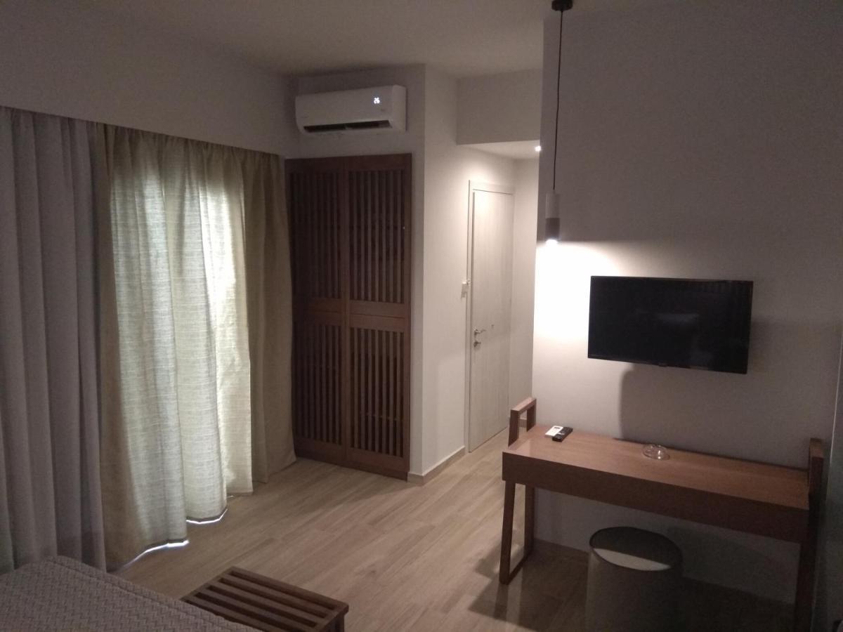 Ariadni Rooms & Apartments Ermoupoli Exterior photo